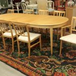 827 1216 DINING ROOM SET